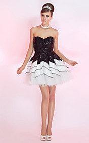 Ball Gown Sweetheart Short/Mini Sequined Cocktail Dress