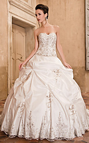 Ball Gown Sweetheart Chapel Train Taffeta Wedding Dress