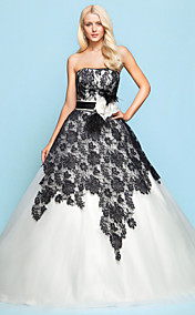 Ball Gown Strapless Chapel Train Lace And Tulle Wedding Dress