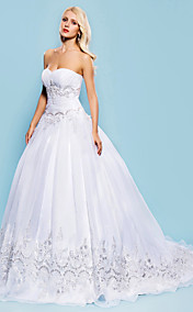 Ball Gown Sweetheart Court Train Organza Wedding Dress