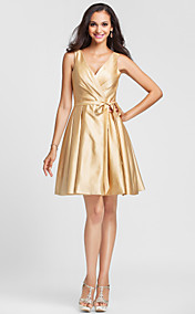  A-line V-neck Knee-length Satin Bridesmaid Dress