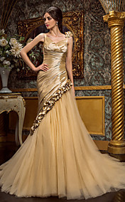 Trumpet/Mermaid V-neck Court Train Taffeta And Tulle Wedding Dress (467033) 