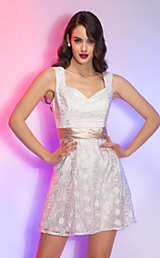 A-line/Princess Straps Short/Mini Lace and Charmeuse Cocktail Dress