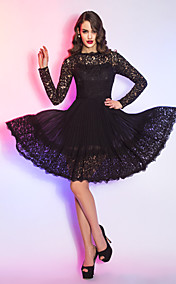 A-line Queen Anne Knee-length Lace And Chiffon Cocktail Dress (760008)