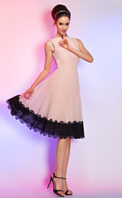 A-line Bateau Knee-length Chiffon Cocktail Dress (759958)