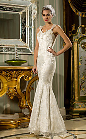 Trumpet/Mermaid Queen Anne Floor-length Lace Wedding Dress