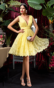 A-line V-neck Knee-length Lace Bridesmaid Dress (1241476)