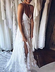 cheap -Sheath / Column Wedding Dresses V Neck Spaghetti Strap Court Train Lace Sleeveless Beach Sexy with Criss Cross Appliques Split Front 2022