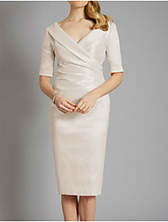 cheap -Sheath / Column Mother of the Bride Dress Elegant V Neck Knee Length Satin Half Sleeve with Ruching 2022