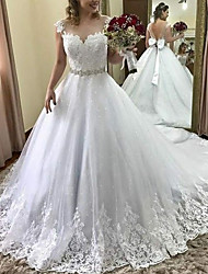 cheap -Princess Ball Gown Wedding Dresses Jewel Neck Court Train Lace Tulle Sleeveless Formal Romantic Luxurious Sparkle &amp; Shine with Bow(s) Appliques 2022
