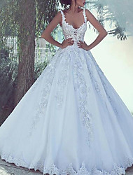 cheap -Princess Ball Gown Wedding Dresses Scoop Neck Sweep / Brush Train Lace Tulle Sleeveless Country Romantic Luxurious with Pleats Appliques 2022