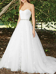 cheap -A-Line Wedding Dresses Sweetheart Neckline Sweep / Brush Train Lace Tulle Sleeveless Country Romantic with Appliques Crystal Brooch 2022
