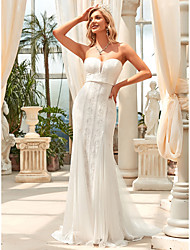 cheap -Mermaid / Trumpet Wedding Dresses Sweetheart Neckline Sweep / Brush Train Lace Sleeveless Romantic with Lace 2022