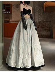 cheap -A-Line Wedding Dresses Sweetheart Neckline Floor Length Satin Velvet Sleeveless Romantic with Appliques 2022
