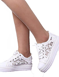cheap -Women&#039;s Sneakers Wedding Sneakers Platform Flat Heel Round Toe Sporty Casual Wedding Daily Outdoor Walking Shoes Lace Lace-up Summer Solid Colored White