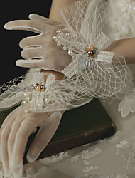 cheap -Lace / Net Wrist Length Glove Cute With Floral / Bow(s) / Beading Wedding / Party Glove