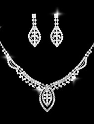 cheap -Women&#039;s Bridal Jewelry Sets Classic Love Precious Classic Sweet Imitation Diamond Earrings Jewelry White For Wedding Gift Two-piece Suit