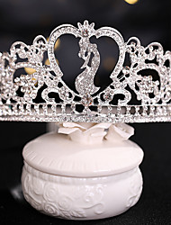 cheap -Retro Sweet Rhinestone / Alloy Crown Tiaras with Crystal / Rhinestone / Split Joint / Trim 1 PC Wedding / Party / Evening Headpiece