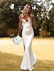cheap -Mermaid / Trumpet Wedding Dresses V Neck Spaghetti Strap Court Train Charmeuse Sleeveless Simple Sexy Backless with Solid Color 2022