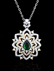 cheap -LUCKY DOLL New Lace Two-Color Electroplating Simulation Emerald Pendant Luxury Diamond Necklace