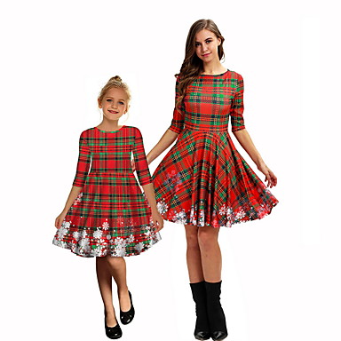 baratos Conjuntos de Roupa para a Família-Mamãe e eu Estampa Colorida Natal Vestido Preto