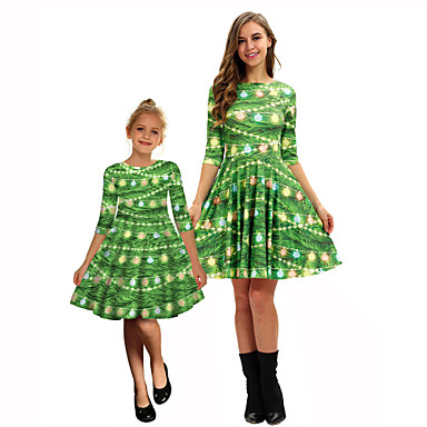 baratos Conjuntos de Roupa para a Família-Mamãe e eu Doce Estampa Colorida Estampado Meia Manga Altura dos Joelhos Vestido Verde