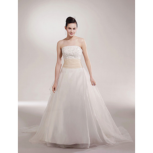 

Princess Ball Gown A-Line Wedding Dresses Strapless Scalloped-Edge Chapel Train Organza Satin Sleeveless with 2021
