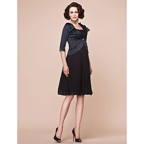 

A-Line Mother of the Bride Dress Wrap Included Spaghetti Strap Knee Length Chiffon Satin Half Sleeve with Pleats Ruffles 2021