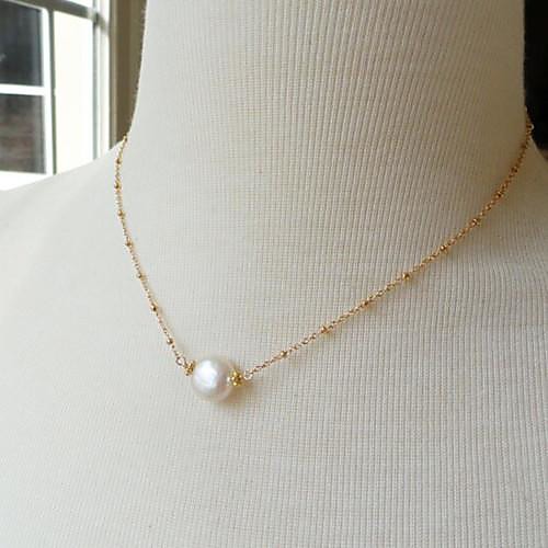 

Women's Pendant Necklace Dainty European Simple Style Delicate Pearl Alloy Gold Necklace Jewelry For