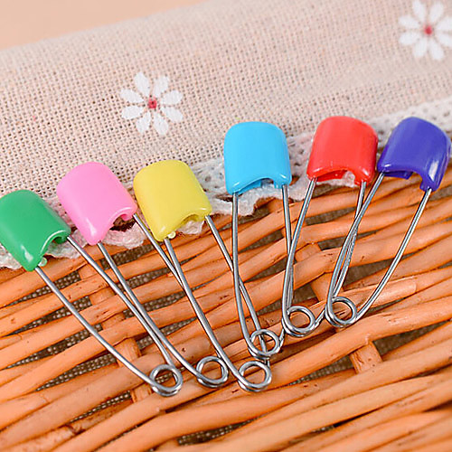 

Set of 6 Candy Colors Safety Hold Locking Baby Dress Cloth Pins Kit (Random Color)