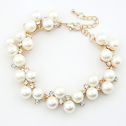 

Women's Pearl Chain Bracelet Charm Bracelet Dainty Ladies Party Casual Elegant Pearl Bracelet Jewelry For Wedding Gift Daily Masquerade Engagement Party Prom / Rhinestone