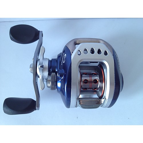 

Fishing Reel Baitcasting Reel 6.3:1 Gear Ratio 10 Ball Bearings for Bait Casting - CRS2000L