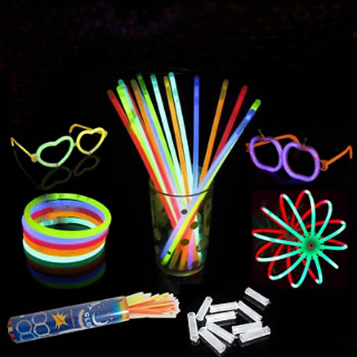 

100 Pcs Luminous Colorful Bracelets Light Glow Stick Wedding Christmas Party Light Up Glow Toys Concert Flash Night Light Sticks