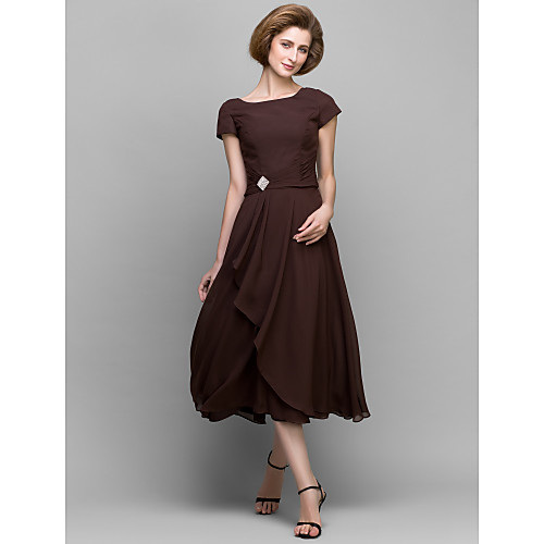 

A-Line Mother of the Bride Dress Scoop Neck Tea Length Chiffon Short Sleeve with Crystals Side Draping 2021