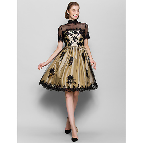 

A-Line Mother of the Bride Dress See Through High Neck Knee Length Tulle Short Sleeve with Appliques 2021