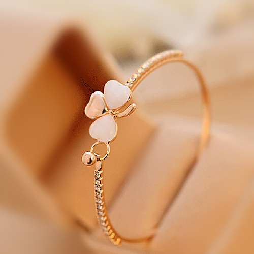 

Women's Moonstone Cuff Bracelet Ladies Classic Romantic Rhinestone Bracelet Jewelry For Daily Casual