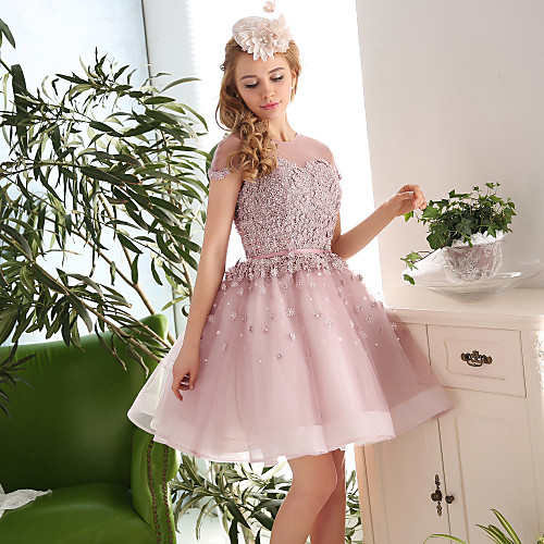 

Ball Gown Cute Cocktail Party Prom Dress Illusion Neck Sleeveless Knee Length Lace Tulle with Lace Beading Appliques 2021