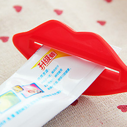 

Multi-use Lip Squeeze Toothpaste Kiss Mouth Toothpaste Squeezer Lazy Cosmetics Facial Cleanser Squeezer