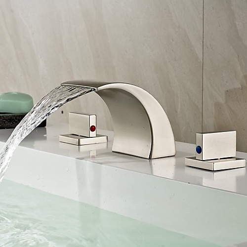 

Bathroom Sink Faucet - Waterfall Nickel Brushed Widespread Two Handles Three HolesBath Taps / Brass