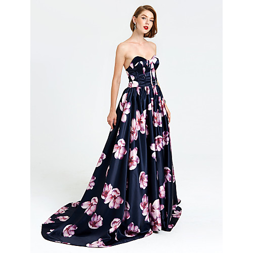 

A-Line Sweetheart Court Train Satin Formal Evening Dress with Pleats