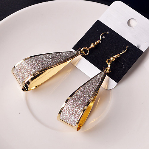 

Women's Drop Earrings Hanging Earrings Hollow Out Ladies Elegant Classic Earrings Jewelry Golden / Black / Silver For Wedding Party Casual Daily 1 Pair