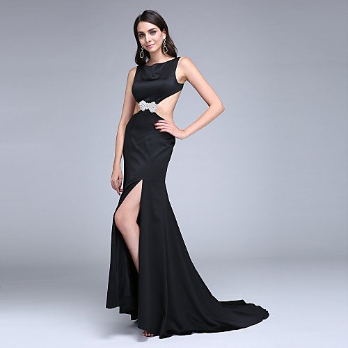 

Sheath / Column Furcal Formal Evening Dress Bateau Neck Boat Neck Sleeveless Sweep / Brush Train Stretch Satin with Split Front Crystal Brooch 2021