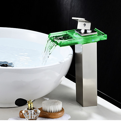 

Bathroom Sink Faucet - LED / Waterfall Nickel Brushed Centerset Single Handle One HoleBath Taps / Brass