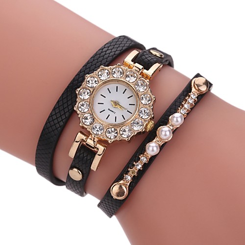 

Women's Bracelet Watch Simulated Diamond Watch Analog Quartz Ladies Imitation Diamond / Quilted PU Leather