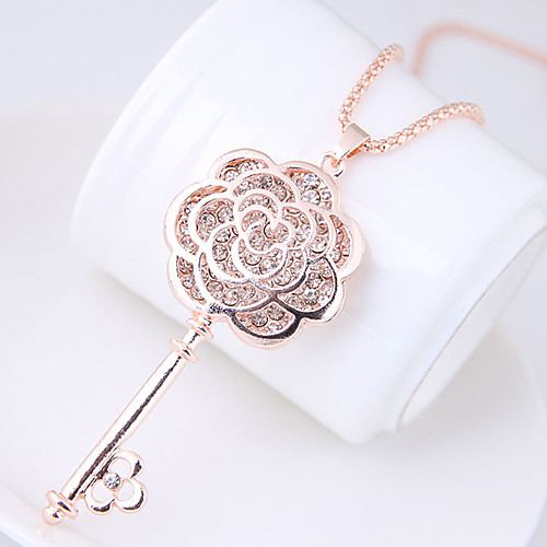 

Women's Pendant Necklace Long Keys Flower Ladies European Sweet Fashion Alloy Gold Necklace Jewelry For Causal