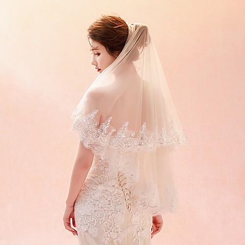 

One-tier Lace Applique Edge / Veil Wedding Veil Elbow Veils / Fingertip Veils with Pattern Lace / Tulle / Oval