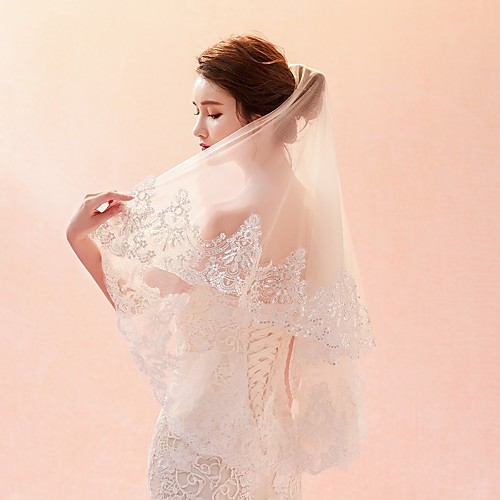 

One-tier Lace Applique Edge / Veil Wedding Veil Elbow Veils / Fingertip Veils with Pattern Lace / Tulle / Oval