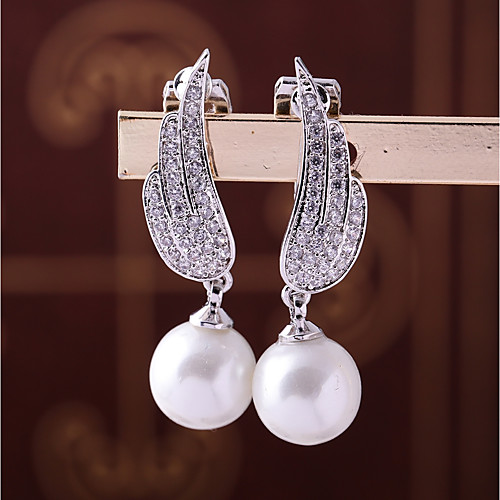 

Women's Cubic Zirconia Clip on Earring Leaf Feather Fashion Elegant Earrings Jewelry White For Wedding Engagement One-piece Suit