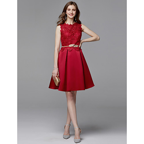 

A-Line Cute Cocktail Party Prom Dress Scalloped Neckline Sleeveless Knee Length Lace Over Charmeuse with Sash / Ribbon Appliques 2021