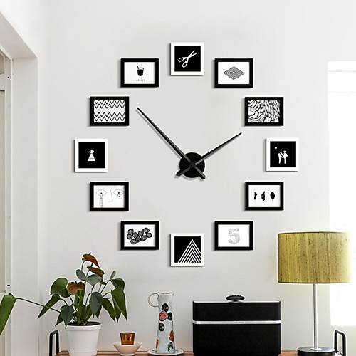 

Modern / Contemporary Wooden Round Indoor / Outdoor,AA Batteries Powered Wall Clock